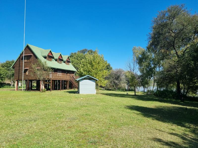 4 Bedroom Property for Sale in Vredefort Free State